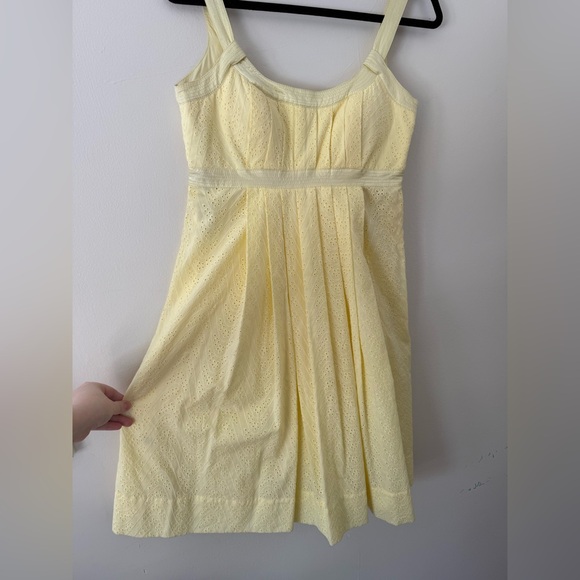 Butter Yellow Sundress Calvin Klein Womens 4 - Eyelet Pleated Cotton Cottagecore - Picture 7 of 16